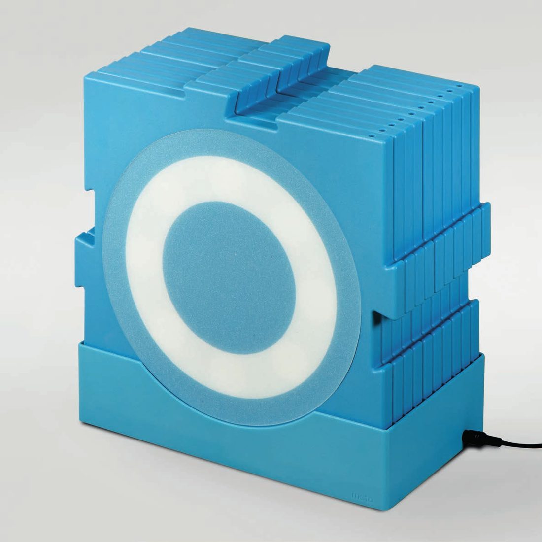 The MOTO charging station with tiles inside
